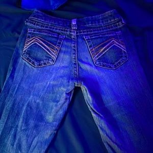 used 5 times!! nice jeans for anything and ready to go !!